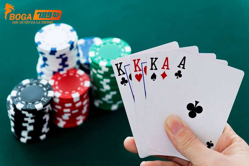 Bật mí kinh nghiệm chơi poker đổi thưởng không sợ thua 